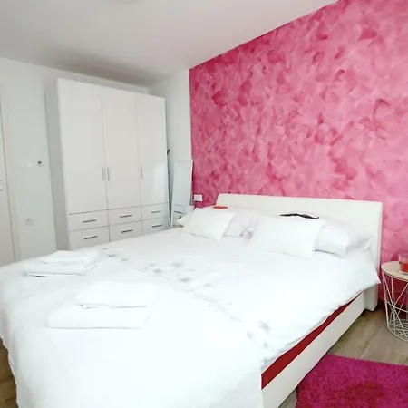 Apartman Golden Hour