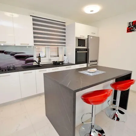 Golden Hour * Jurdani